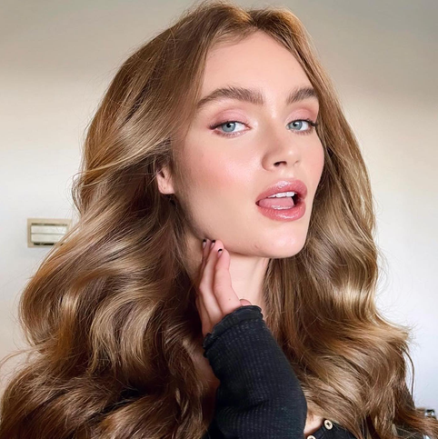 Why Do Hair Extensions Turn Orange/Brassy?
